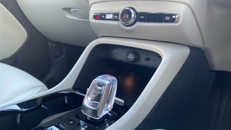 Volvo Xc40 1.5 T5 Recharge PHEV Inscription Pro 5dr Auto Estate